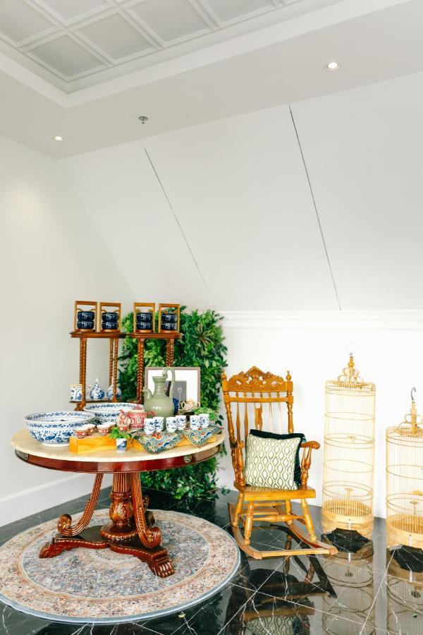 Mahalaya The Legacy Hotel Surakarta  Exterior photo